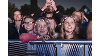 Power Open Air 2025, Wincent Weiss, junge Fans in der ersten Reihe Power Open Air 2025, Wincent Weiss, junge Fans in der ersten Reihe