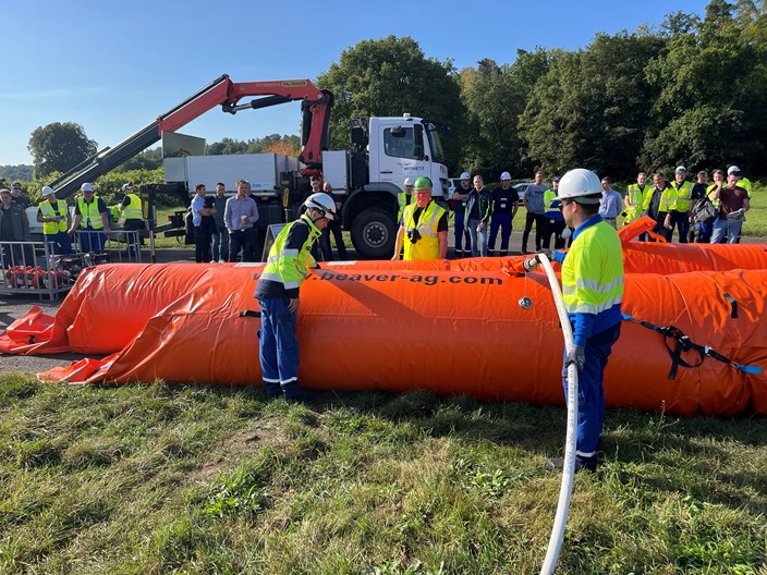 Beaver-System für Hochwasserschutz Beaver-System für Hochwasserschutz