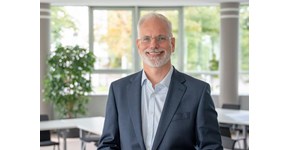 Dr. Wolfgang Wirtnik Dr. Wolfgang Wirtnik