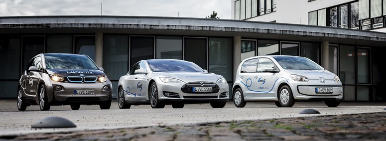 Elektrofahrzeuge BMW i3, Tesla und VW up! Elektrofahrzeuge BMW i3, Tesla und VW up!