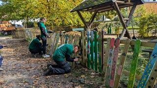 Mitarbeiter vor Ort Mitarbeiter vor Ort