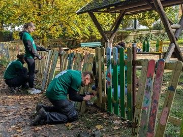 Mitarbeiter vor Ort Mitarbeiter vor Ort