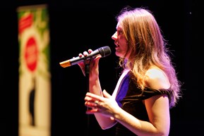 Finale Musik aus Kommunen 2025, Sängerin Finale Musik aus Kommunen 2025, Sängerin