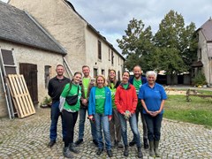 Mitarbeiter vor Ort 2024 Mitarbeiter vor Ort 2024