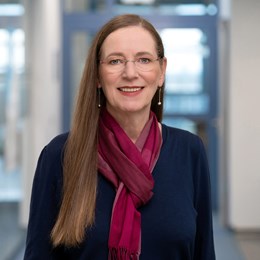 Catrin Glücksmann, Leiterin Unternehmenskommunikation und Politik Catrin Glücksmann, Leiterin Unternehmenskommunikation und Politik