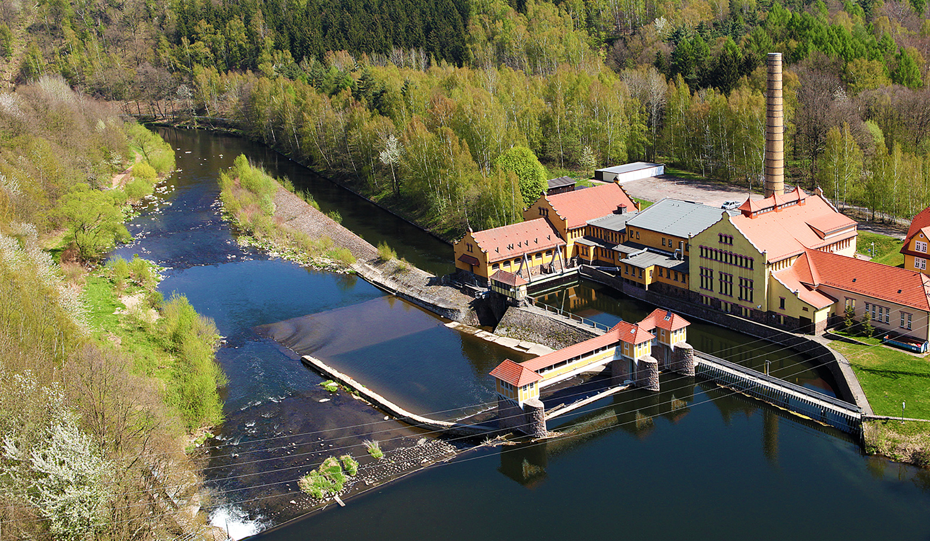 Wasserkraftwerk Luftbild